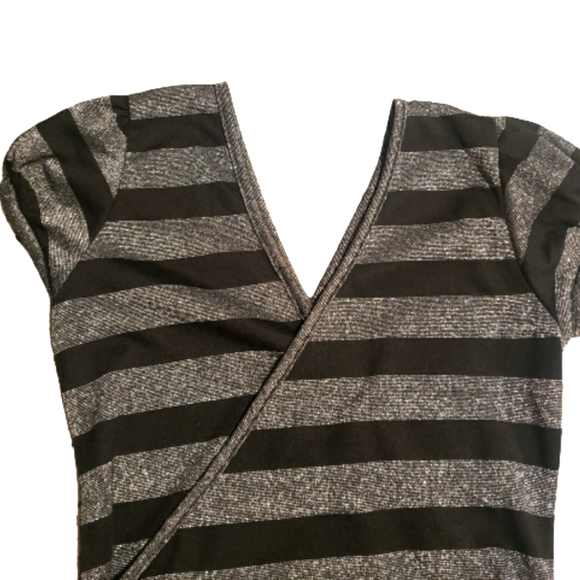 Blouse - Picture 2 of 3